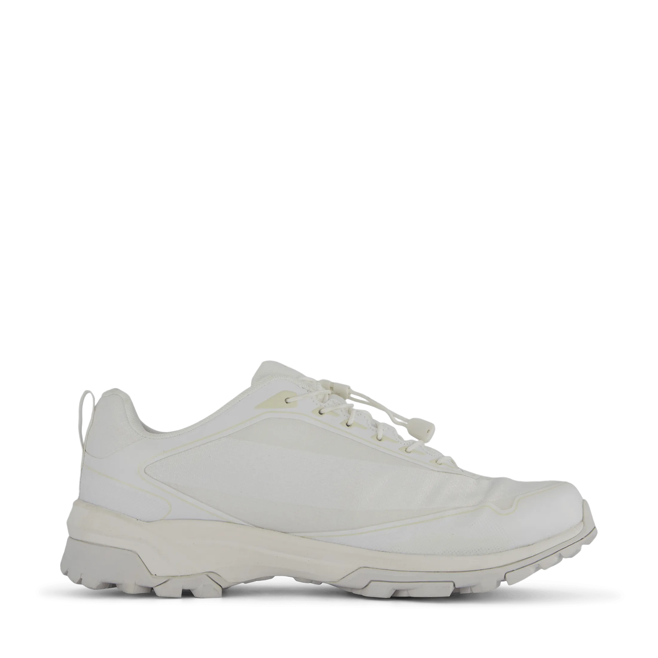 Arktisk Laced Up Runner V02 White