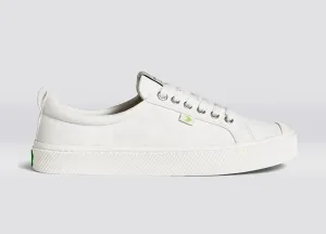 Cariuma Low Off-White Canvas Sneaker