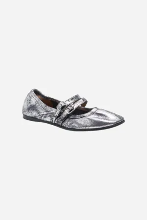 Free People Shoes Gemini Ballet Flat in Silver Distressed