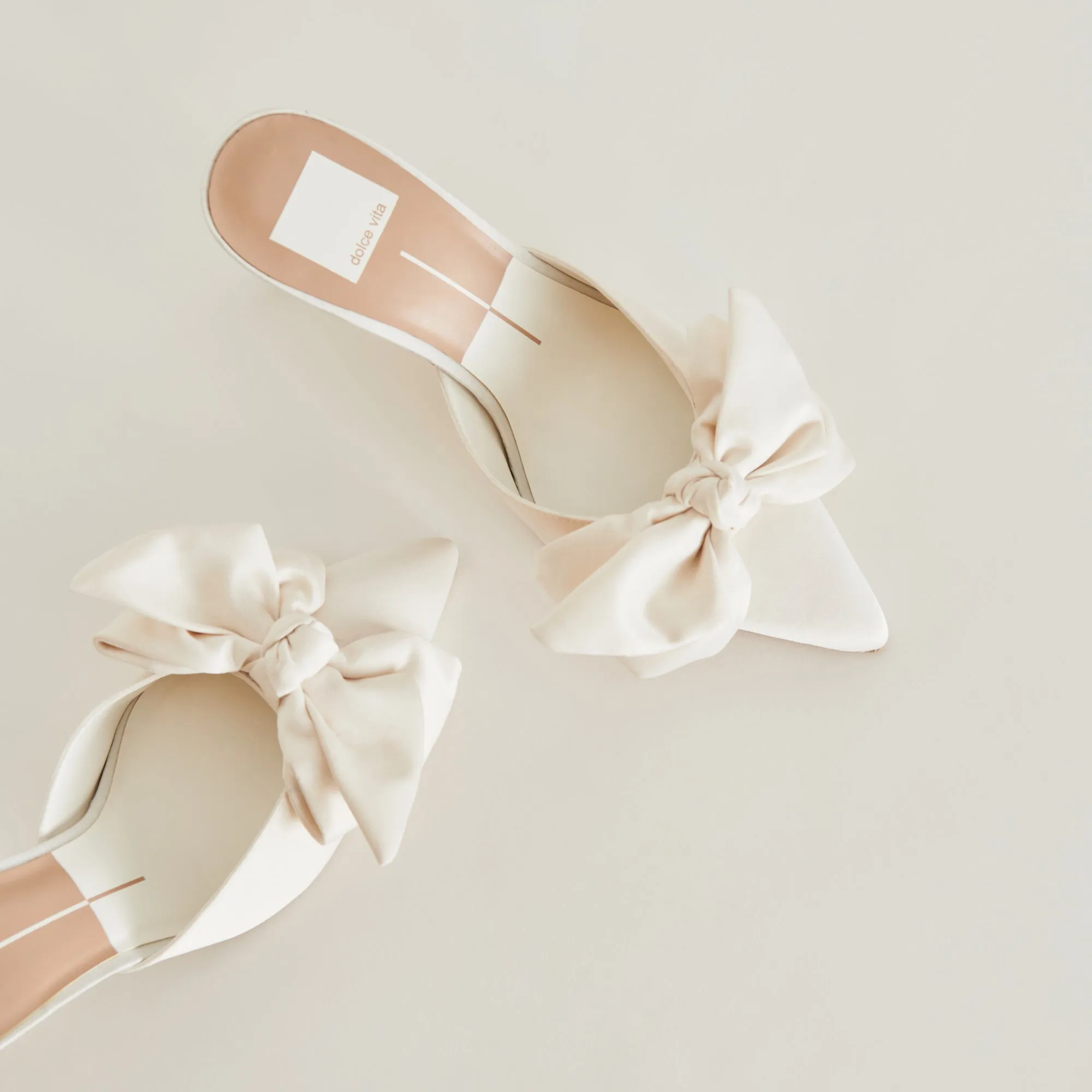 KAYLI HEELS WHITE SATIN