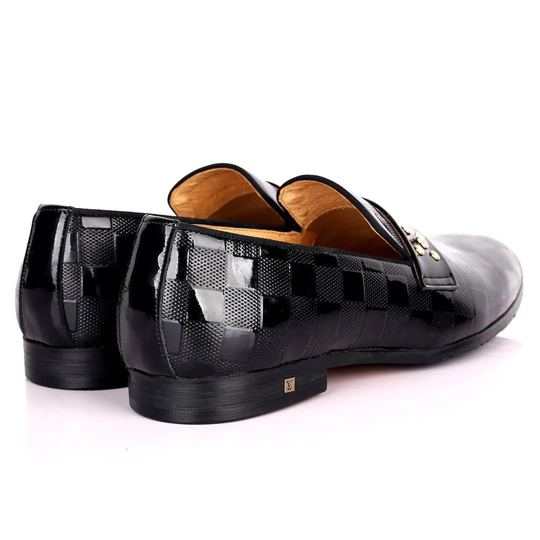 Lou Elegant Glossy Checkers Designed Black Formal Shoe