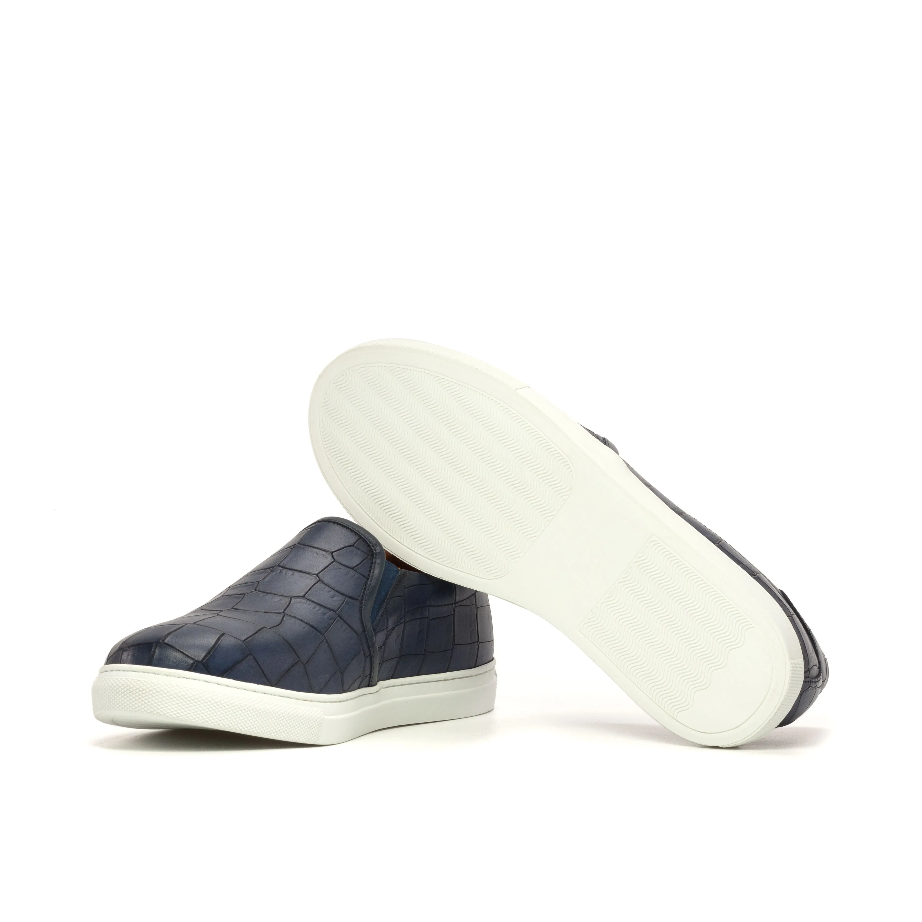 marlos slip on sneaker