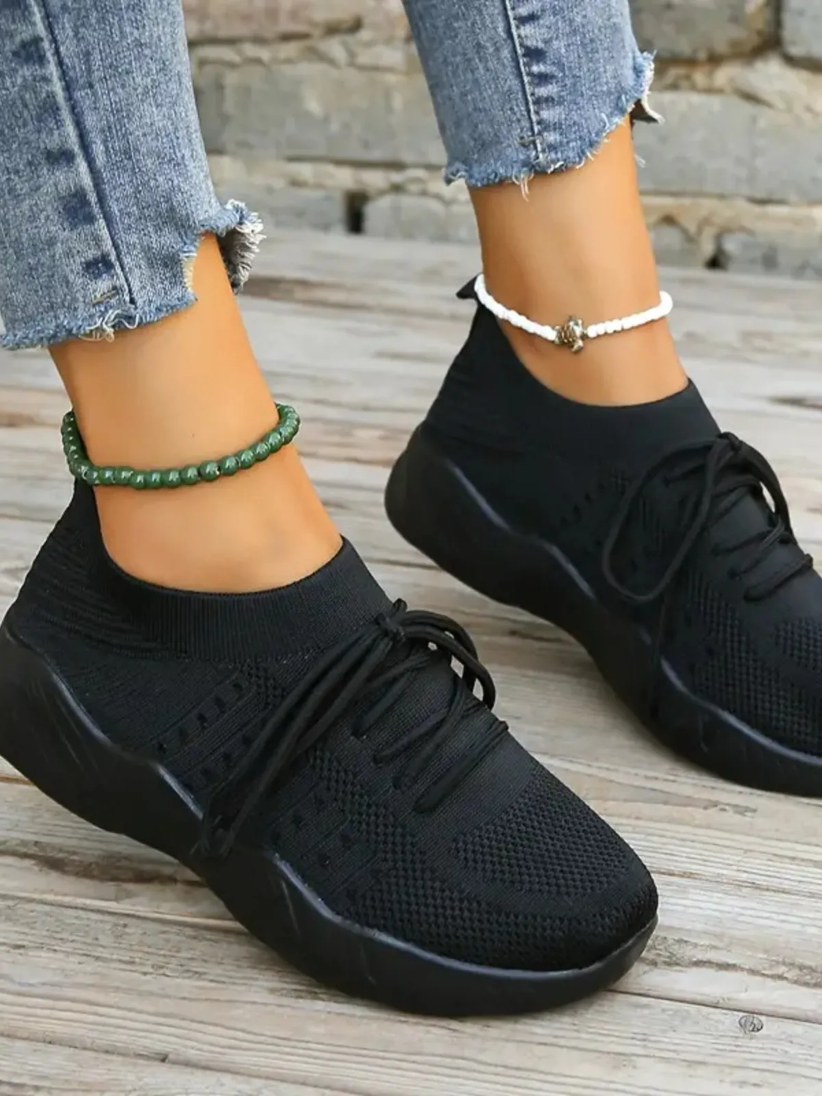 Mesh Round Toe Flat Athletic Shoes