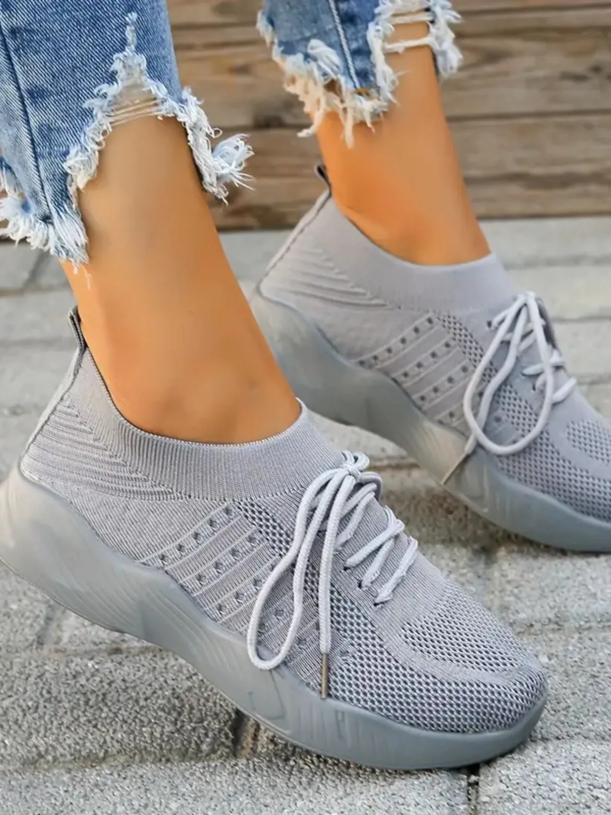 Mesh Round Toe Flat Athletic Shoes