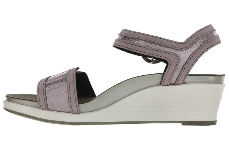 SAS Women's Seight Wedge Sandal WISTERIA